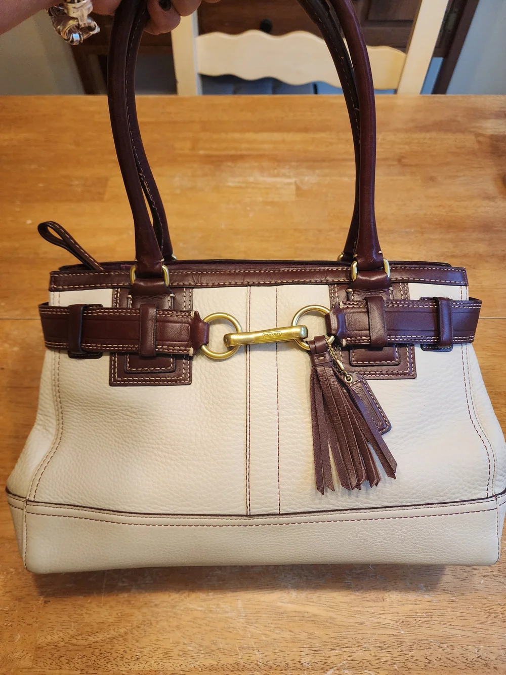 2008 Coach Hamptons Belted Carryall handbag in cream and burgundy